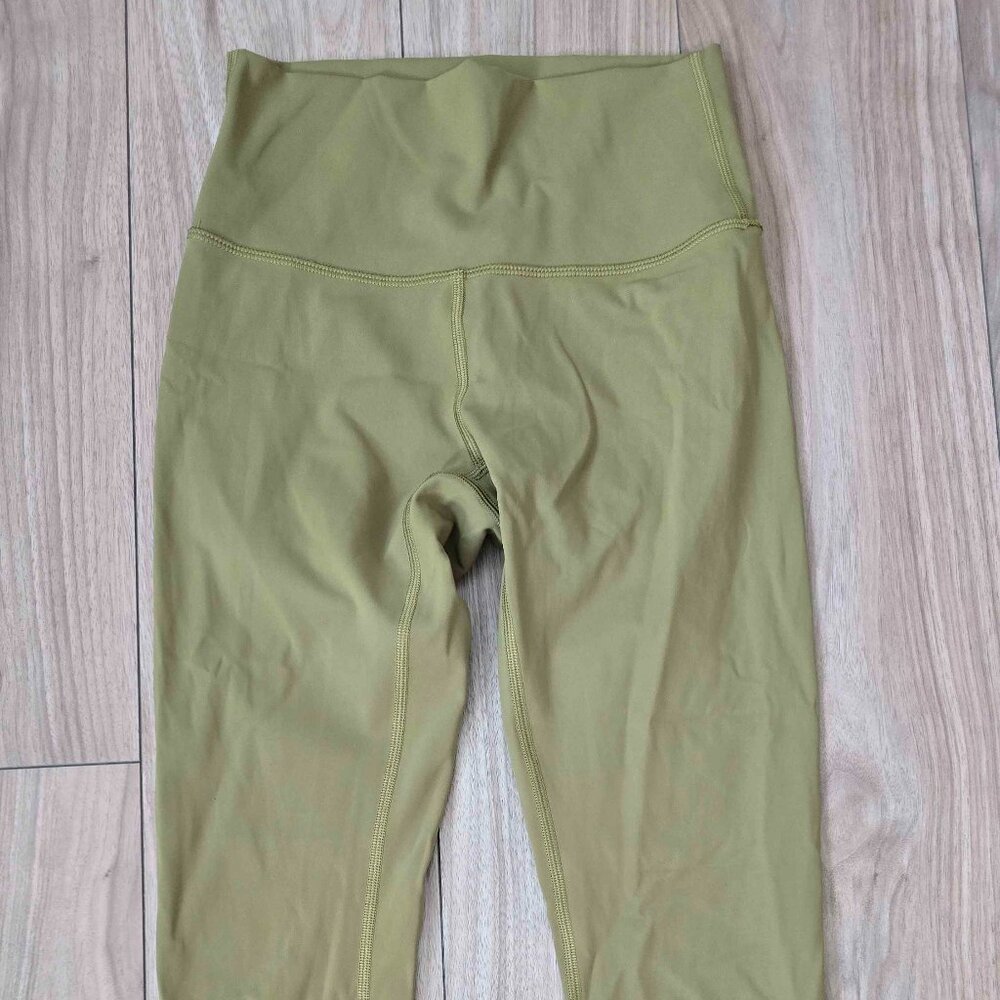 Lululemon Wunder Under High-Rise Tight 25 – Size 4 –
